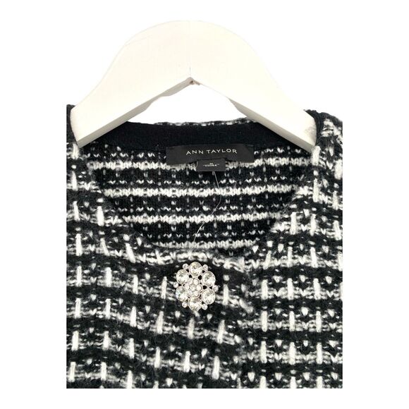 Ann Taylor Size Medium Textured Stitch Sweater Jacket Rhinestone Buttons $149 - Picture 5 of 14